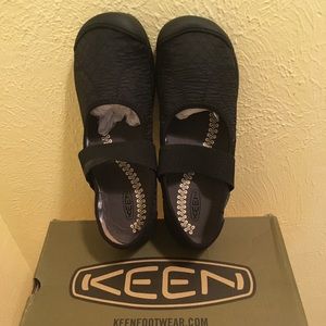 Keen Sienna Quilted Mary Janes